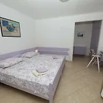 Ribicic Pensjonat Brela