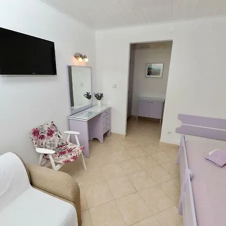Ribicic Affittacamere 3*