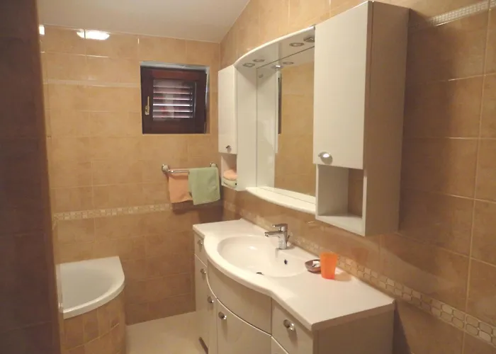 Ribicic Pensionat Brela